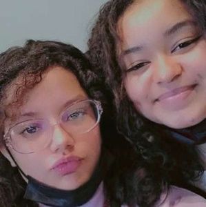 Meet your Posher, Anni